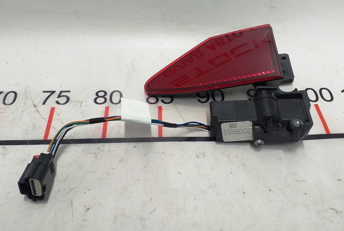 11 Люк порта зарядки с электроприводом Tesla model S REST, Tesla model X 1042766-96-H