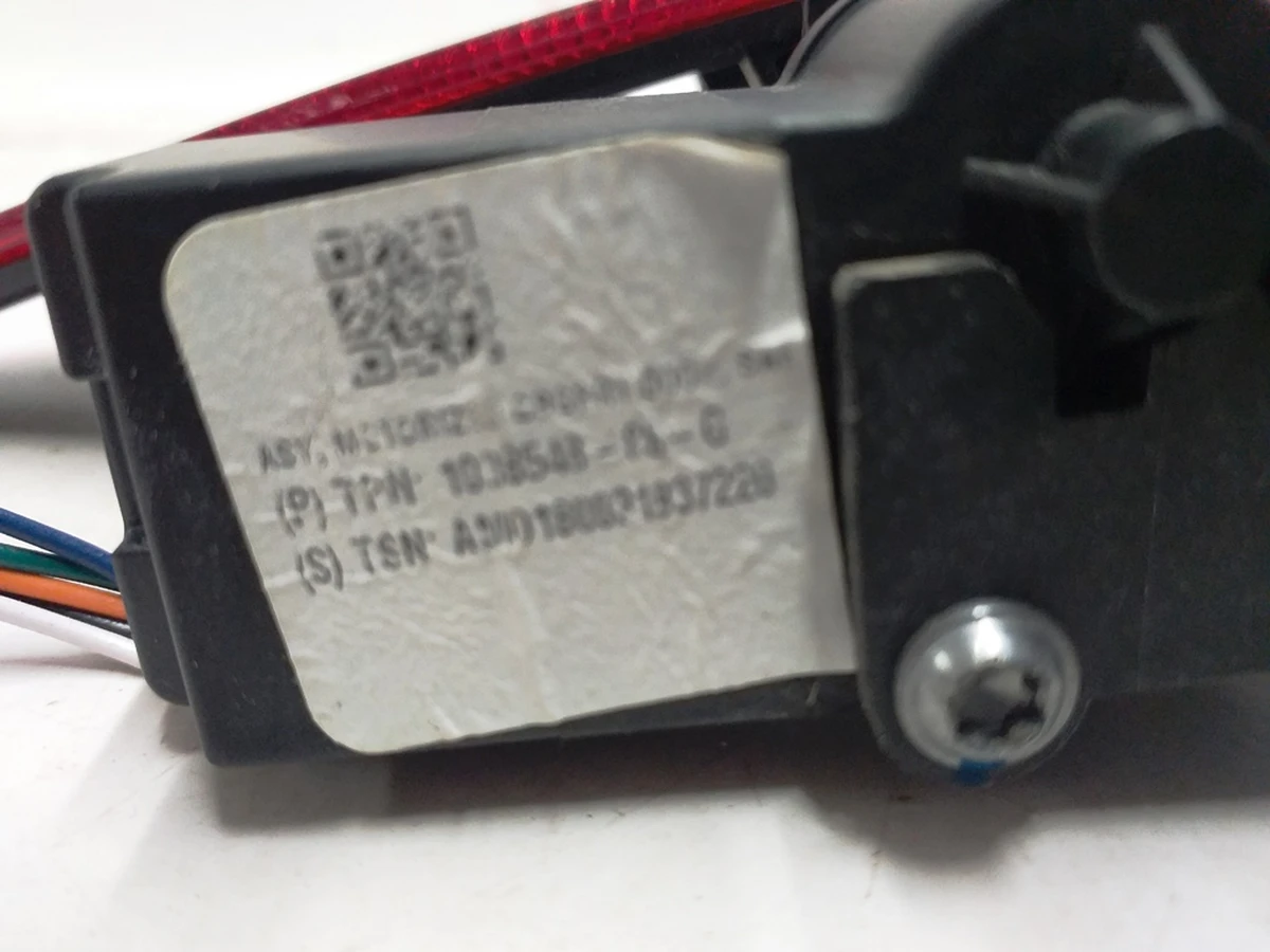 11 Люк порта зарядки с электроприводом Tesla model S REST, Tesla model X 1042766-96-H