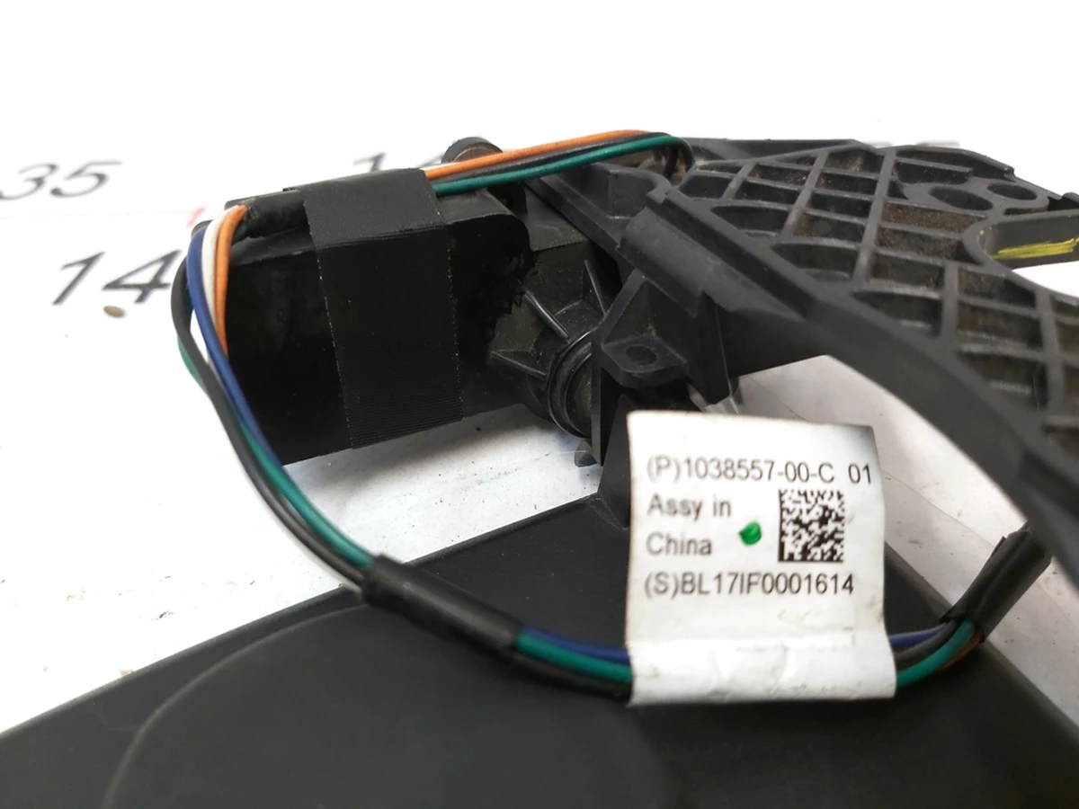 10 Люк зарядного порту з електроприводом NACS Tesla Model S, Model S REST, Model X 1038548-00-I