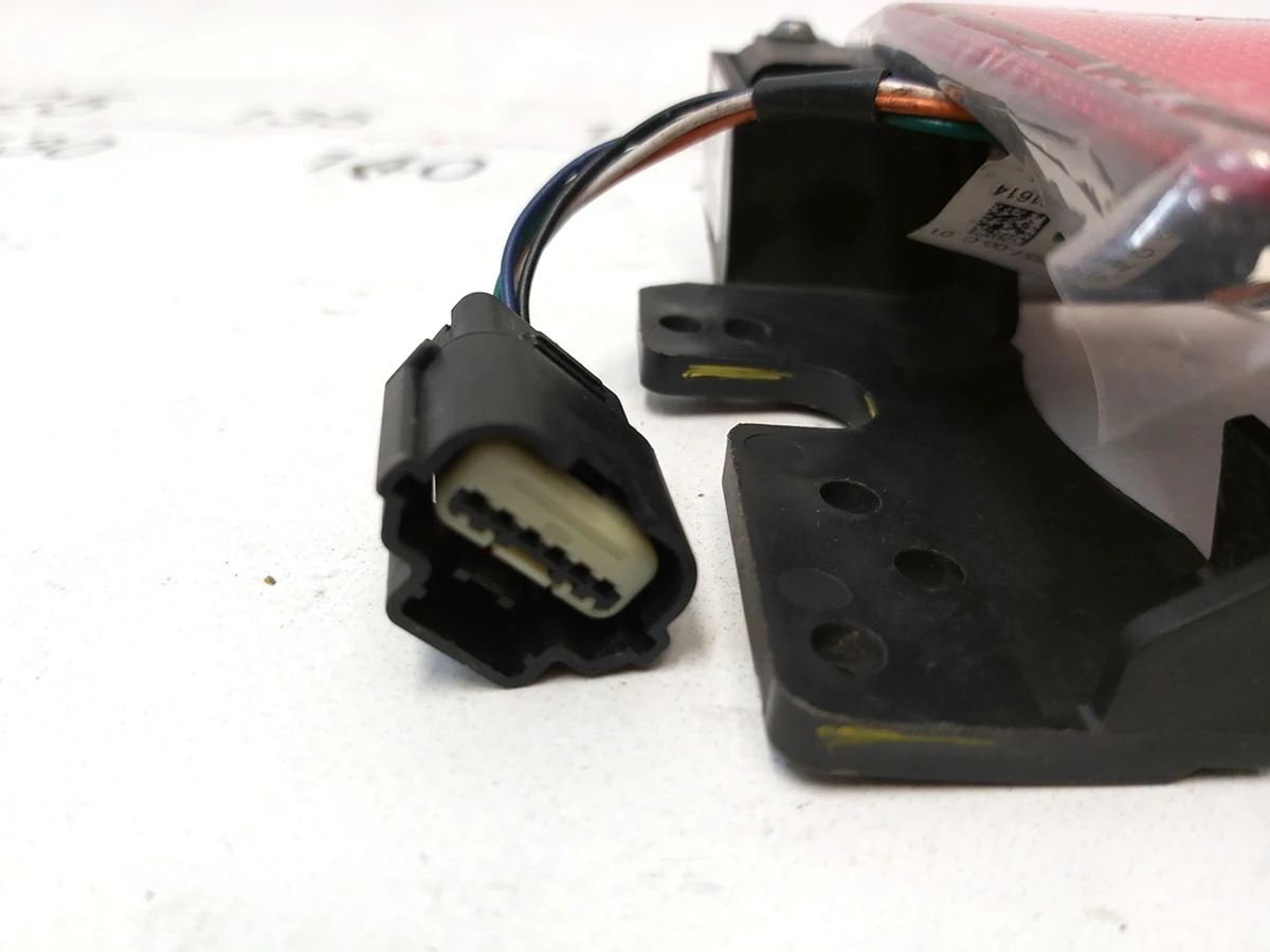 10 Люк зарядного порту з електроприводом NACS Tesla Model S, Model S REST, Model X 1038548-00-I