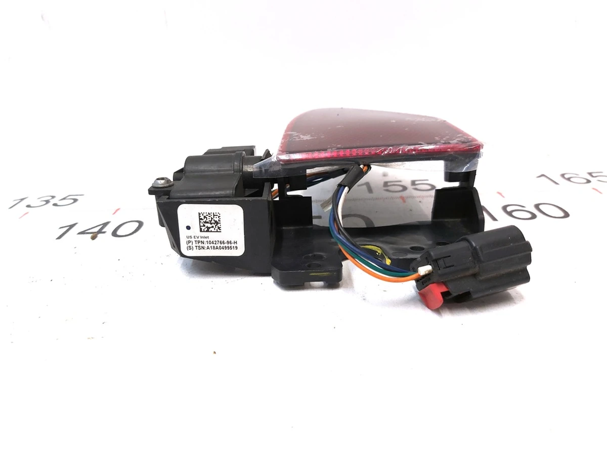 10 Люк зарядного порту з електроприводом NACS Tesla Model S, Model S REST, Model X 1038548-00-I