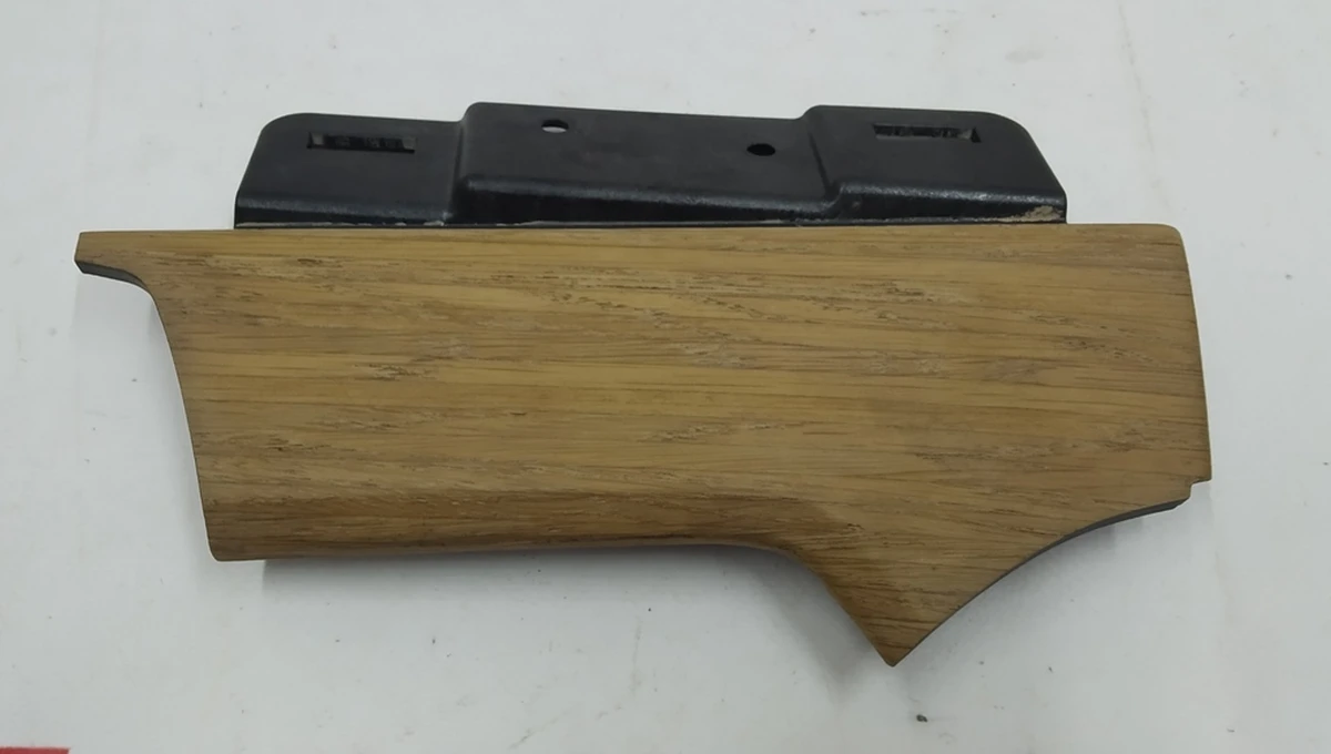 Декоративная накладка центральной панели водительская левая OAK NATURAL Tesla model X 1042771-13-E