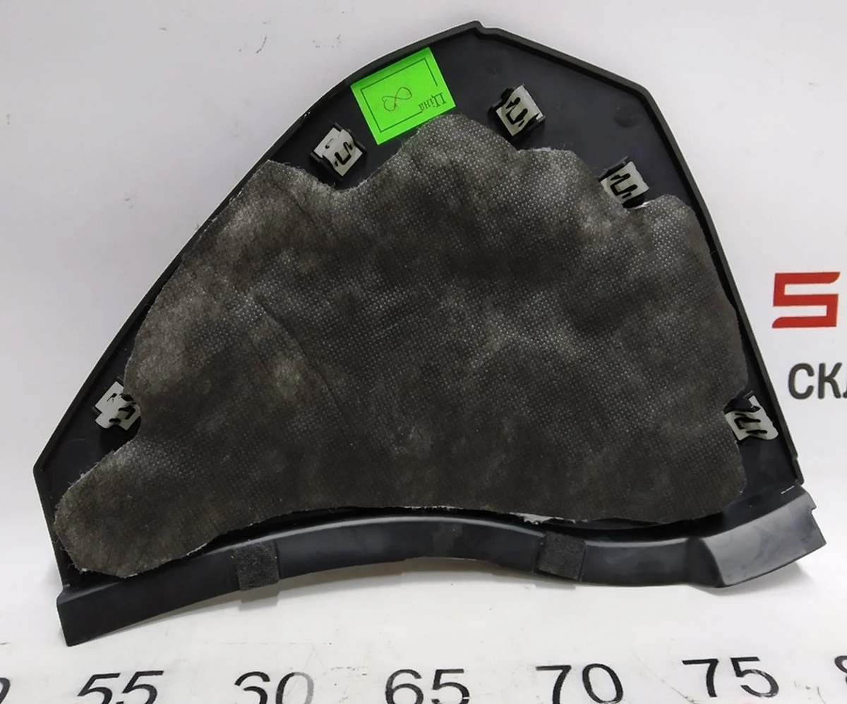 14 Накладка торпеди бокова ліва Tesla Model X 1043541-00-E