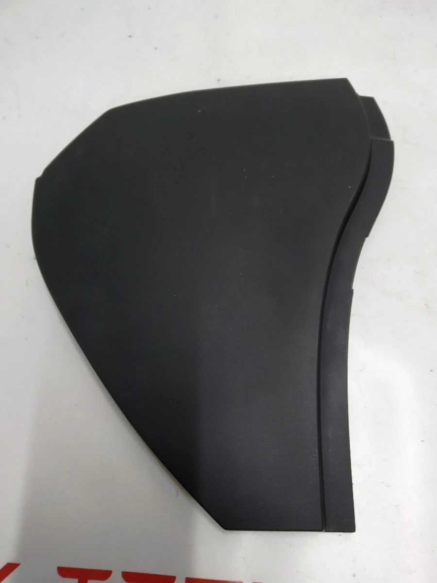 Накладка торпеды боковая правая Tesla Model X 1043542-00-E