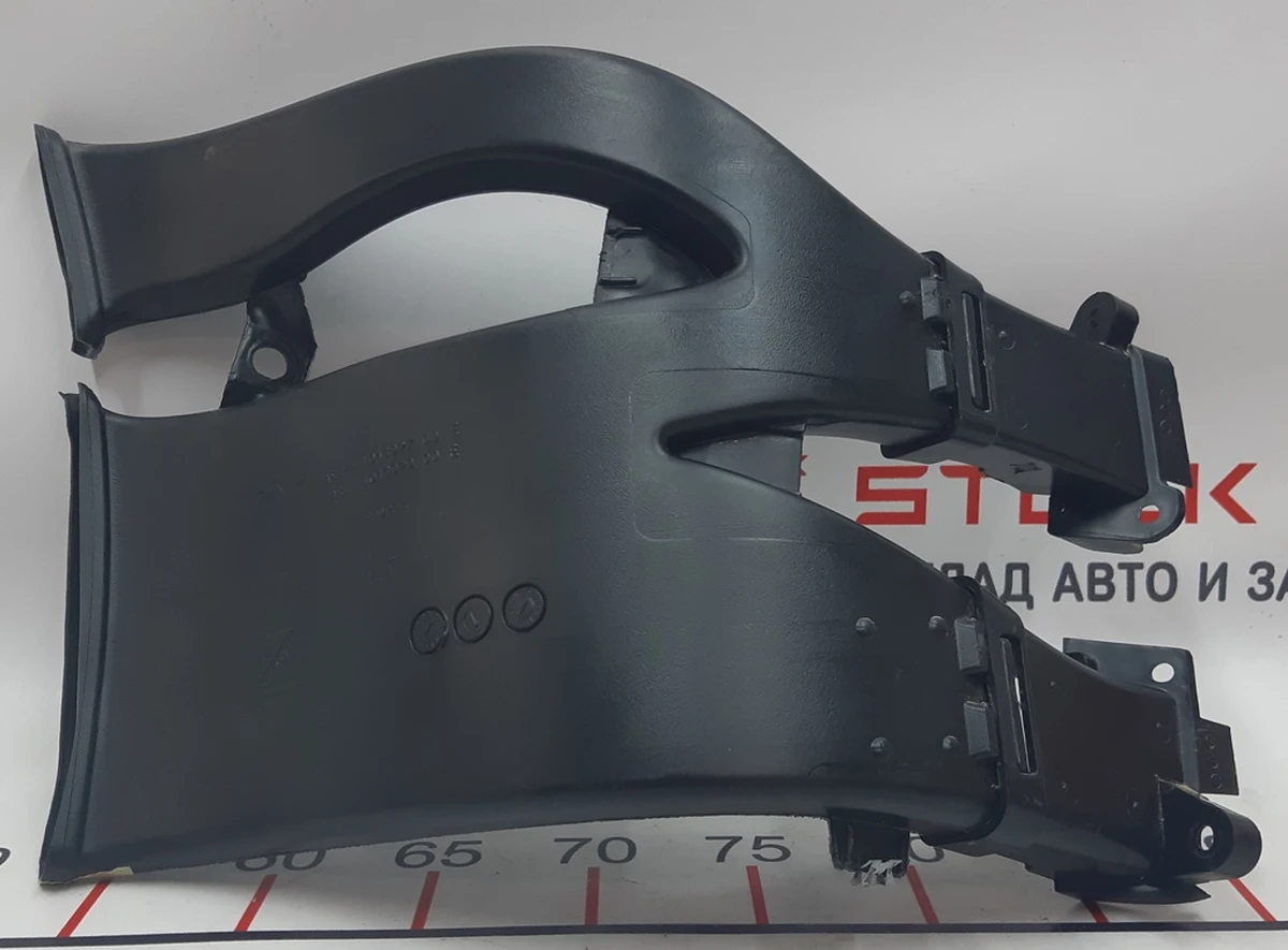 11 Воздуховод противотуманной фары левый в сборе Tesla model X 1043927-00-E