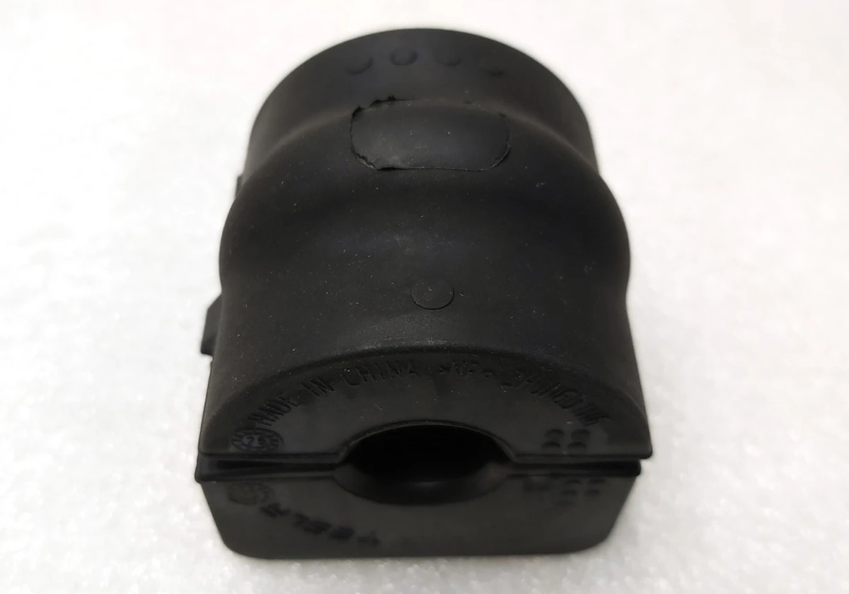 1 Втулки стабилизатора заднего (комплект, верхняя и нижняя часть) для стабилизатора 16мм Tesla Model 3, Model 3 Jan 2024 1044488-00-A