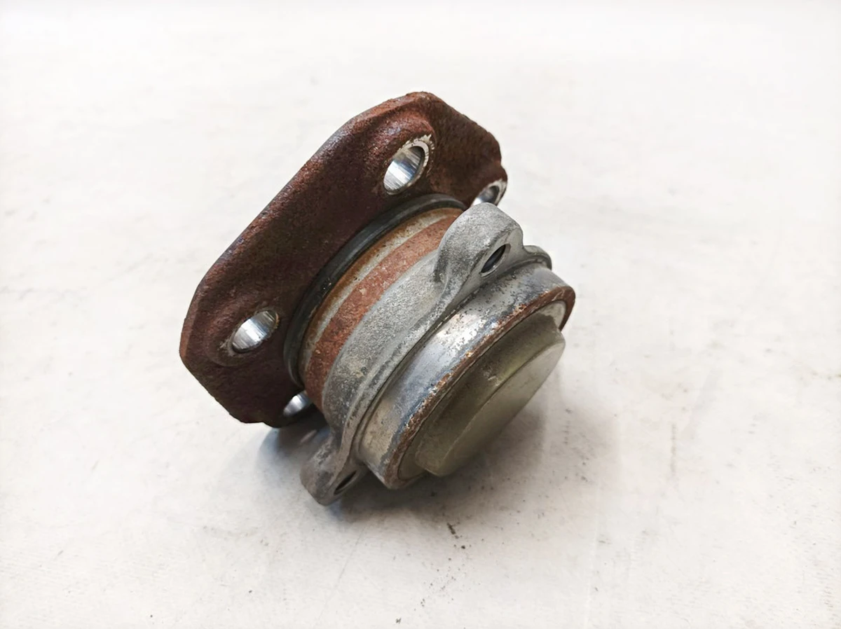 2 Tesla model 3 1044122-00-E RWD front left right RWD hub without studs unconditioned Tesla model 3, model Y 1044122-00-E