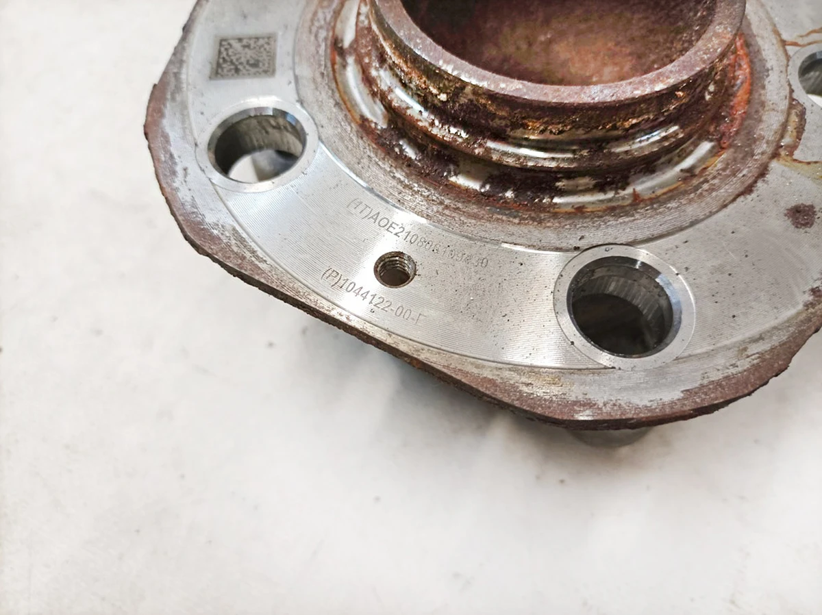 2 Tesla model 3 1044122-00-E RWD front left right RWD hub without studs unconditioned Tesla model 3, model Y 1044122-00-E