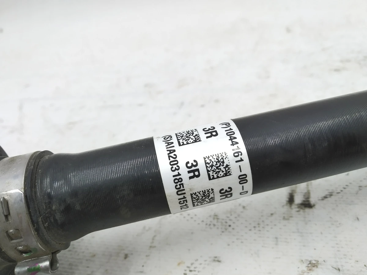 1 Полуось задняя 25мм Tesla Model 3 1044164-00-A