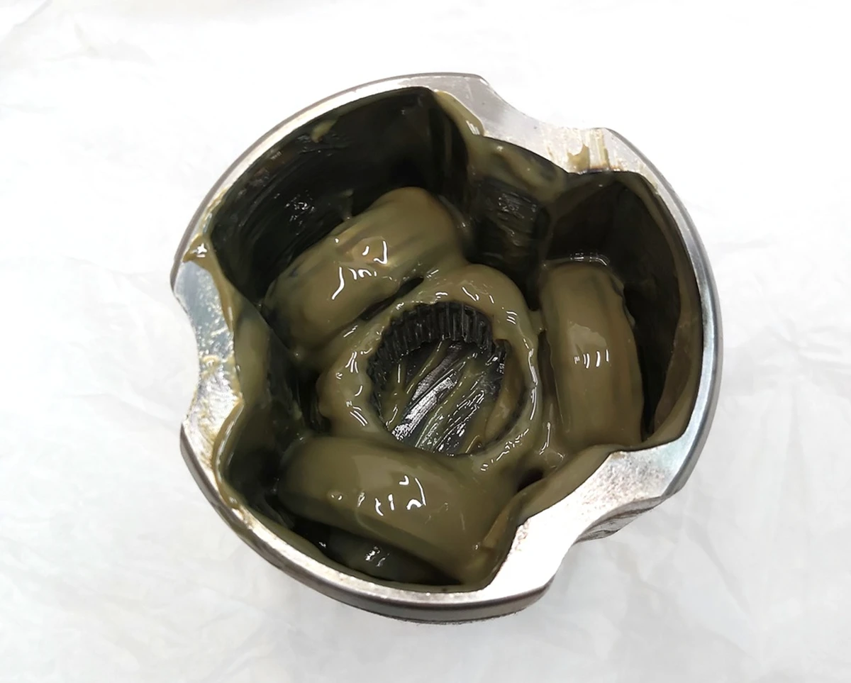 1 Шрус внутренний приводного вала (граната) в сборе с тришипом и стопорным кольцом Tesla model 3 1044161-00