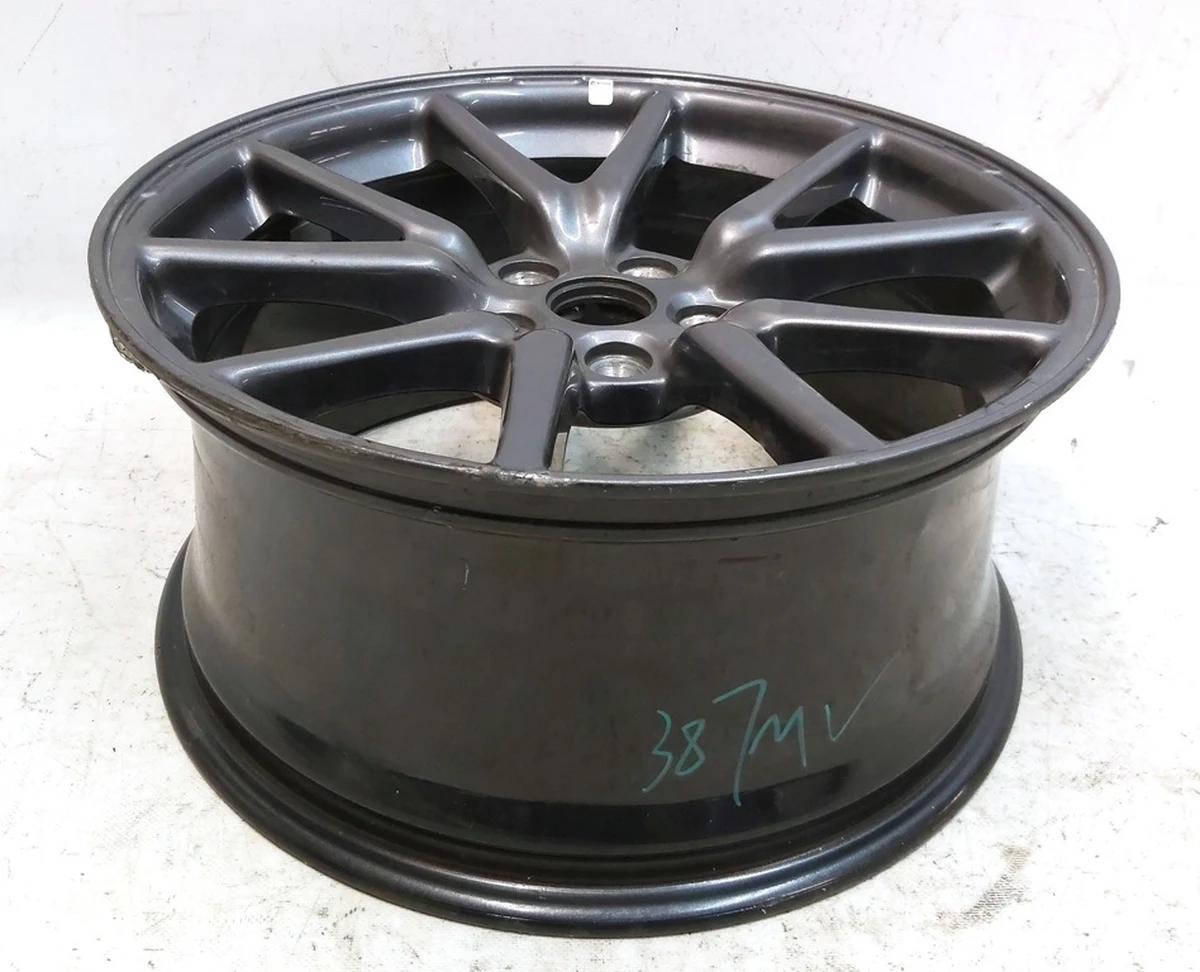 1 Диск колесный 18X8.5J ET40 AERO с повреждением Tesla model 3 1234221-00-C