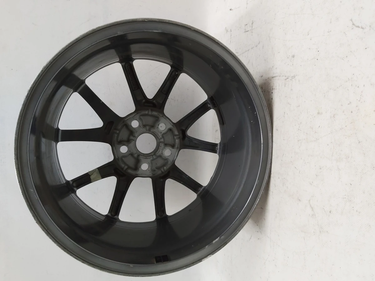 1 Диск колесный 18X8.5J ET40 AERO с повреждением Tesla model 3 1234221-00-C