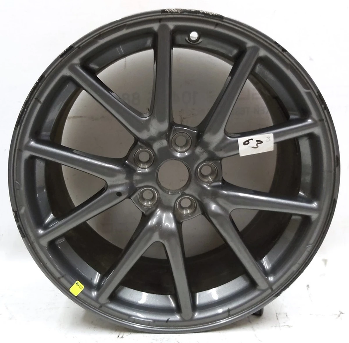 1 Колісний диск 18X8.5J ET40 AERO з пошкодженням Tesla model 3 1234221-00-C