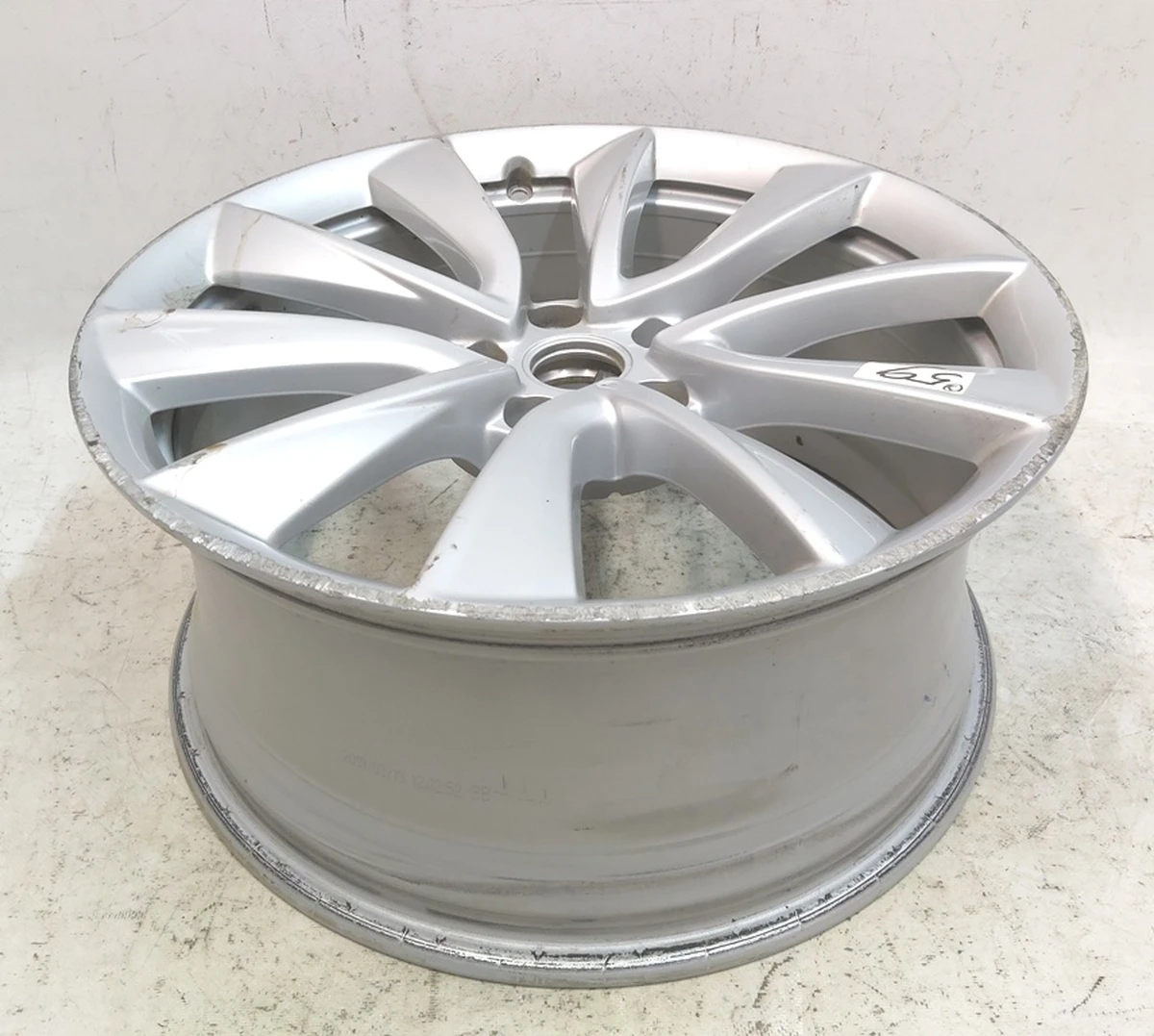 Колісний диск 19X8.5 ET40, SPORT з пошкодженням Tesla model 3 1234224-00-B