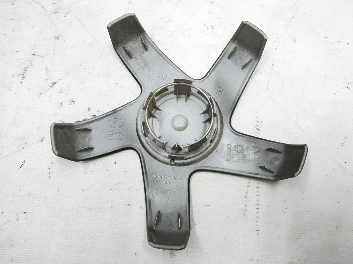 5 Center caps MAGNETO BLACK Tesla model 3 1044232-00-A