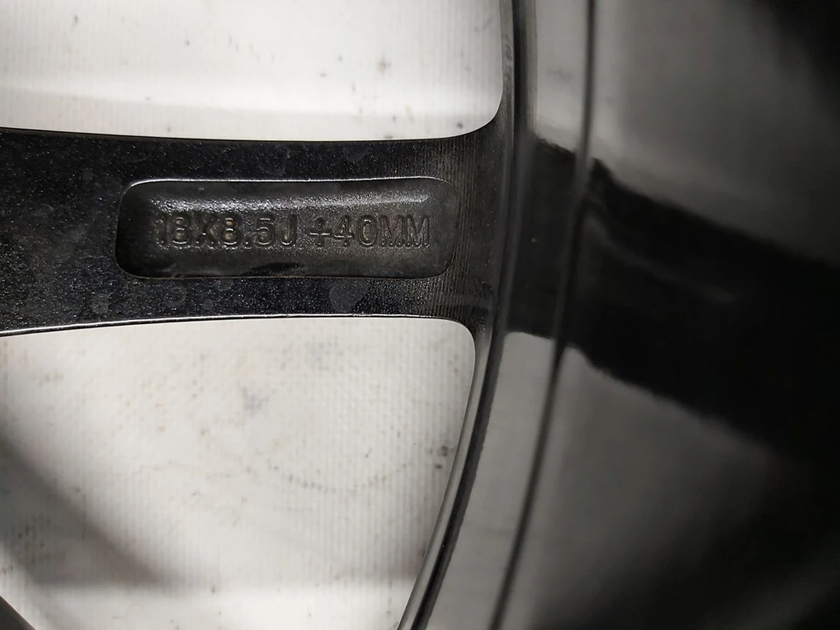 1 Диск колесный 18X8.5J-40 AERO 279 23 DOT-T Tesla model 3 1044261-00-A