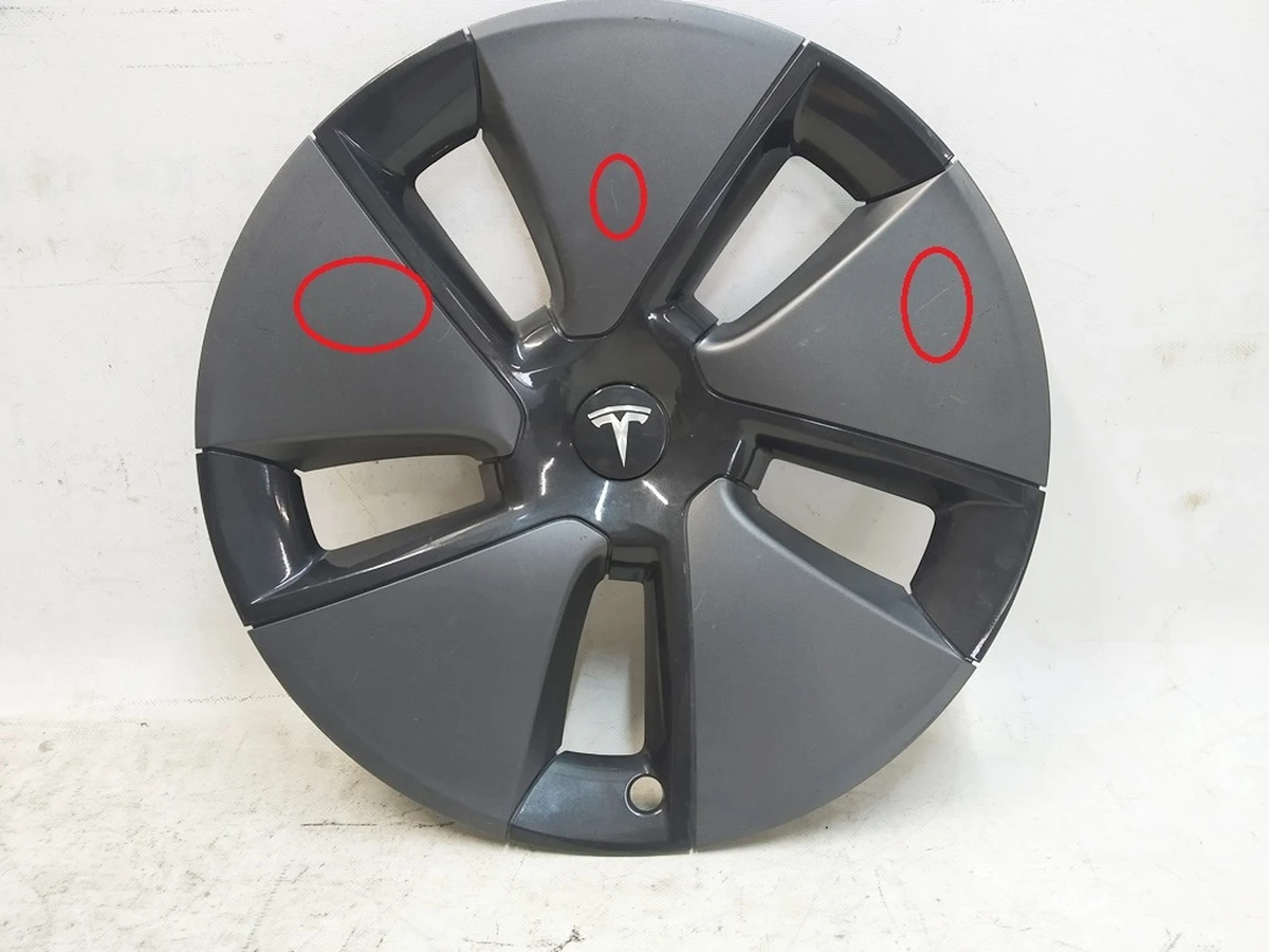 11 Ковпак колісний (18 дюймів) Б/У Tesla model 3 1044271-00-C