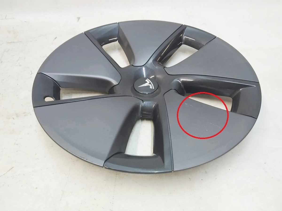 11 Ковпак колісний (18 дюймів) Б/У Tesla model 3 1044271-00-C