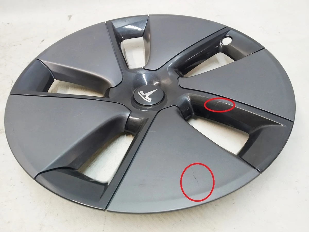 11 Ковпак колісний (18 дюймів) Б/У Tesla model 3 1044271-00-C
