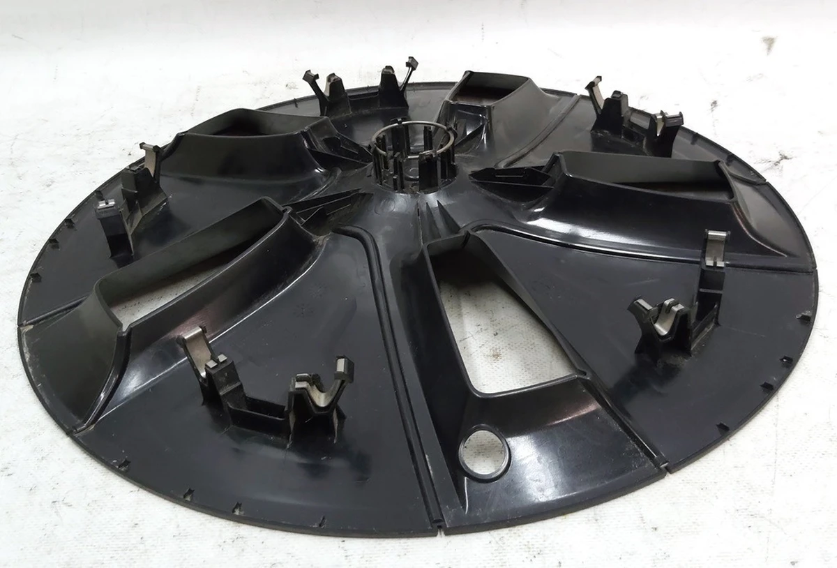11 Колпак колесный (18 дюймов) Tesla model 3 1044271-00-C