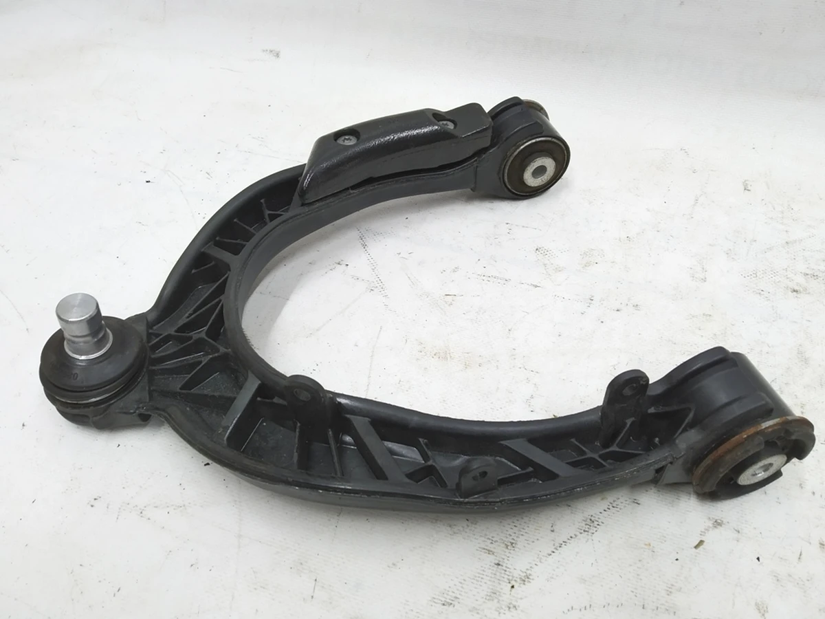 3 Важіль верхній передній лівий (підкова) RWD AWD Tesla Model 3, Model 3 Jan 2024, Model Y, Model Y Feb 2025 1044321-00-J