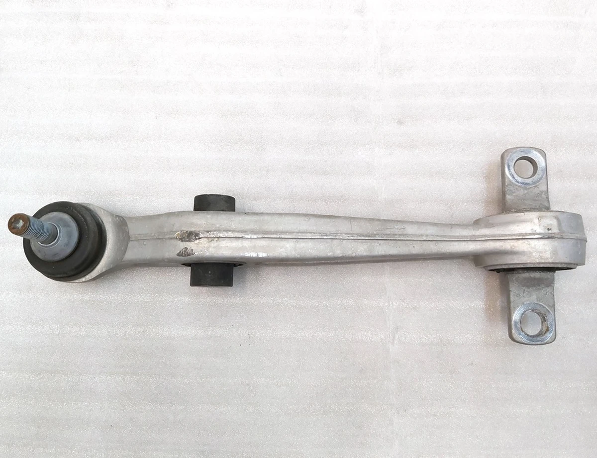 2 Важіль передній нижній поперечний лівий правий під відновлення Tesla model 3 1044341-00-D