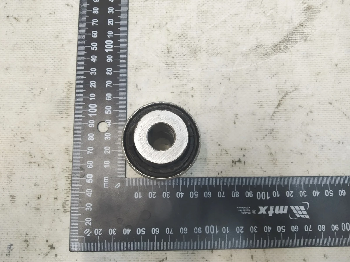 2 Сайлентблок рычага переднего нижнего поперечного 47mm Tesla Model 3, Model 3 Jan 2024, Model Y 1044341-00 1188341-00 1344341-10