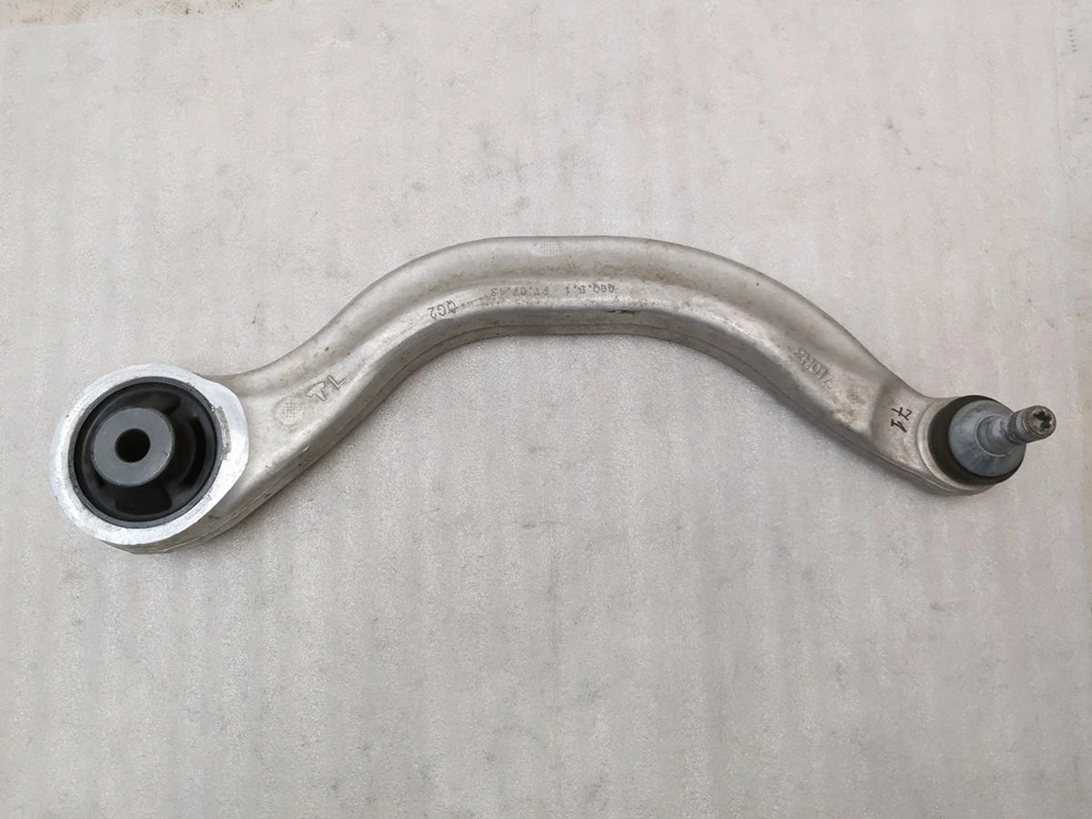 1 FRONT LOWER COMPLIANCE LINK ASSEMBLY - LEFT HAND Tesla model 3, model Y 1044354-00-A