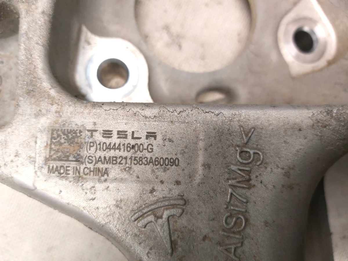 1 RR KNUCKLE ASSY, RH Tesla model 3 1044416-00-G