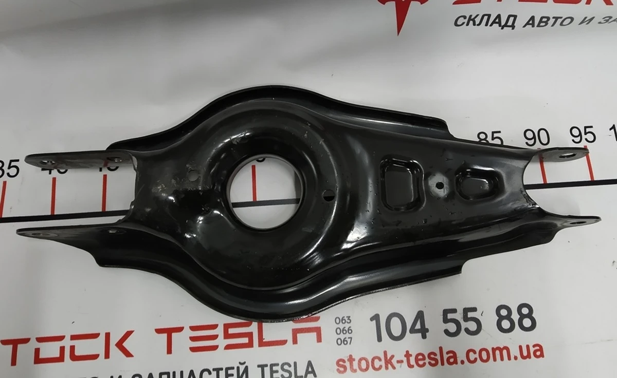 1 RR LWR AFT LINK ASSY Tesla model 3, model Y 1044451-00-F