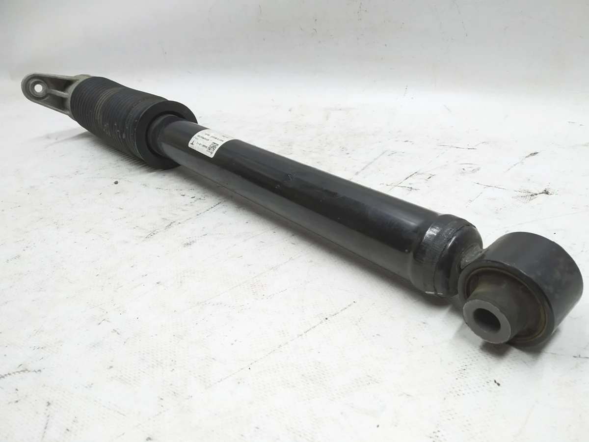 1 Амортизатор задній E3 AWD Tesla model 3 1044461-01-E