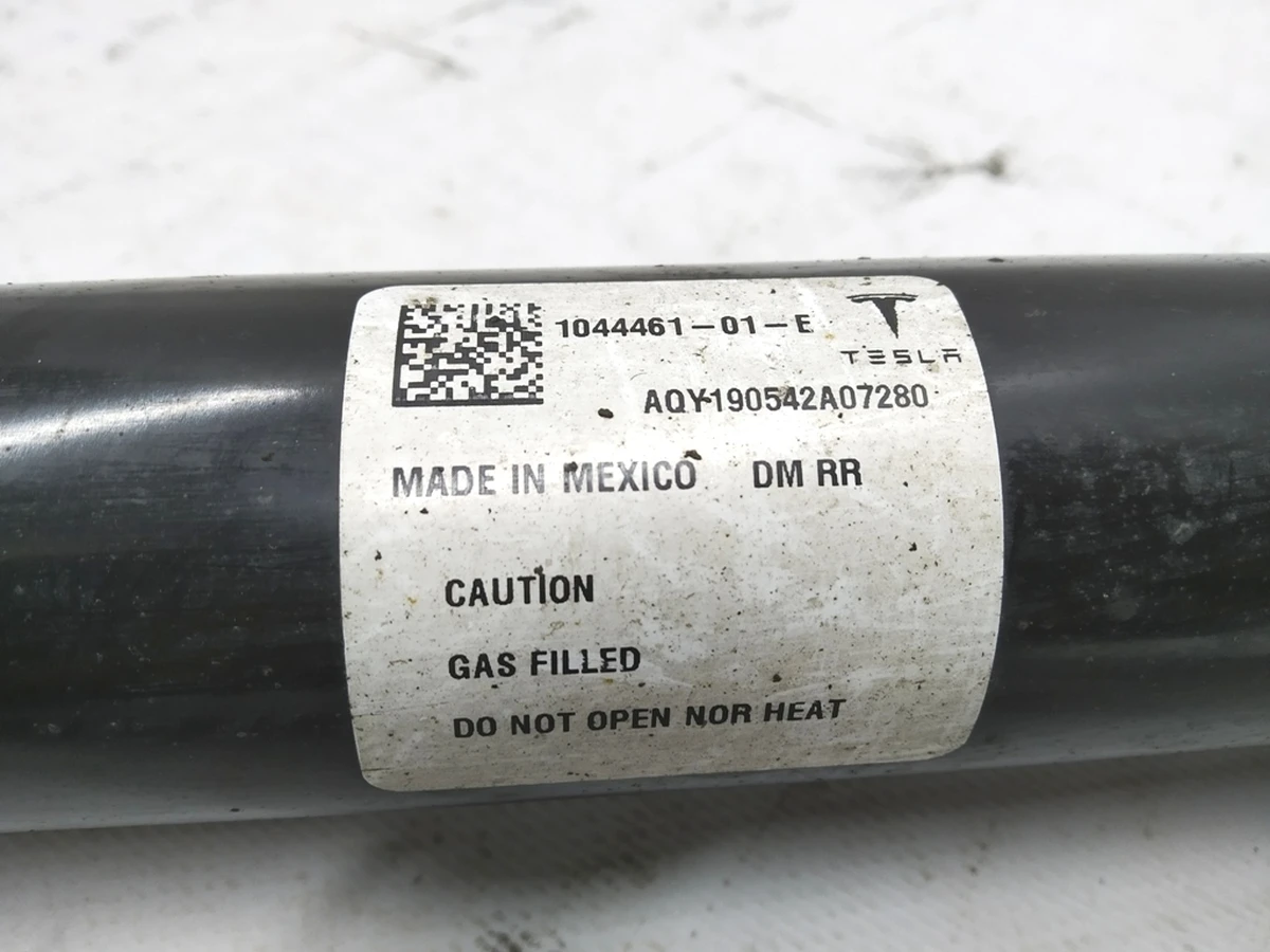 1 Амортизатор задній E3 AWD Tesla model 3 1044461-01-E