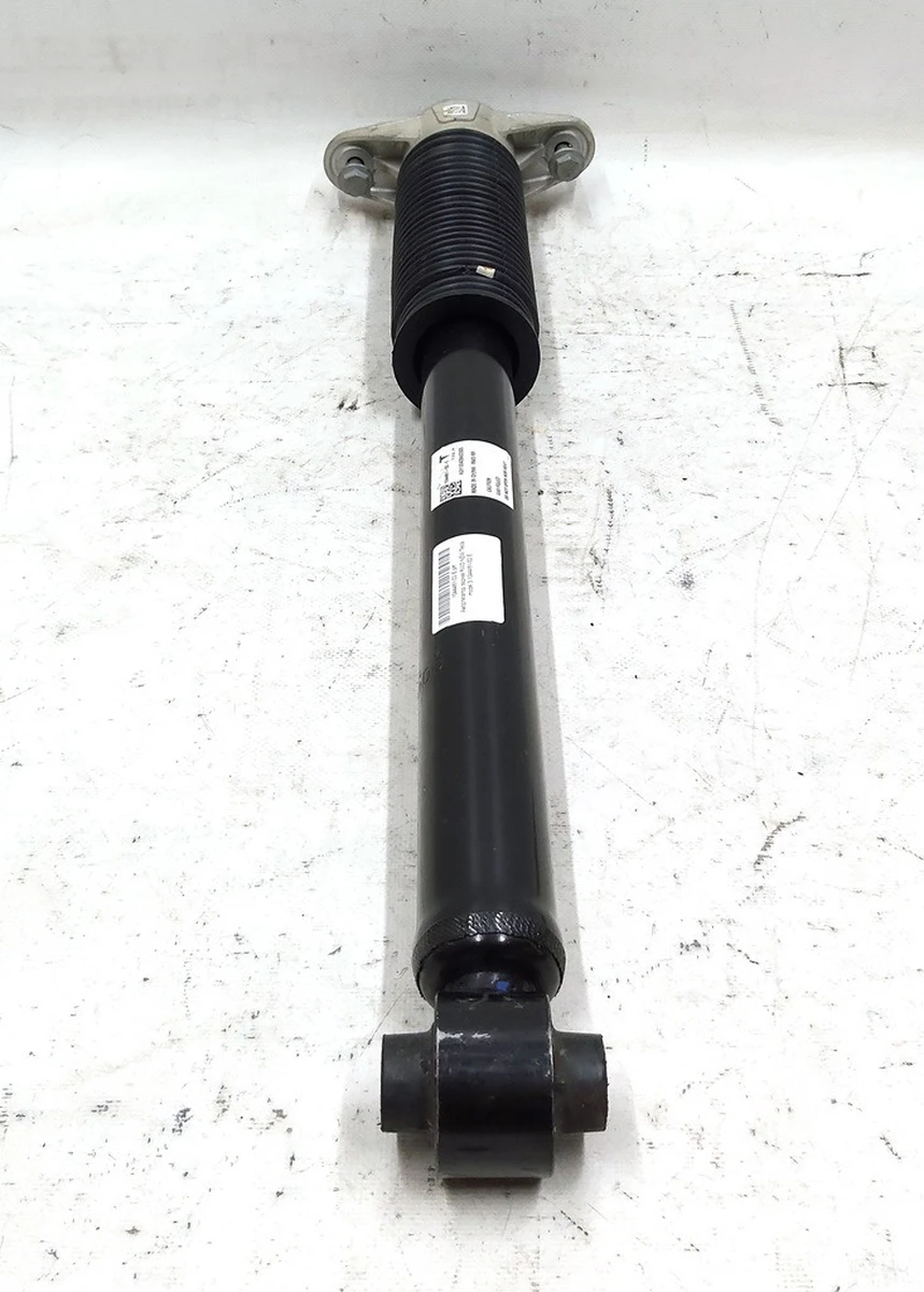 1 Амортизатор задній RWD NEW Tesla model 3 1044461-02-E