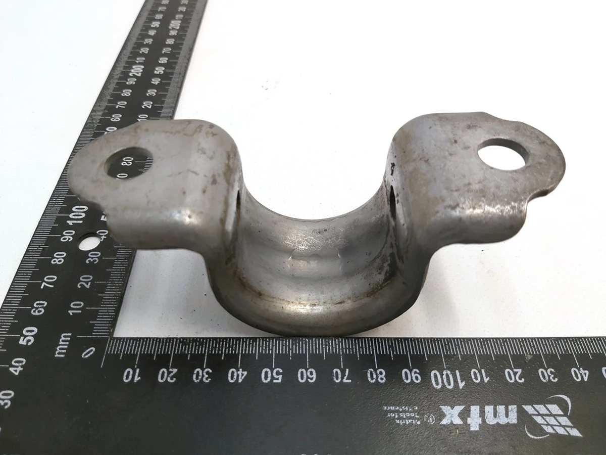 1 Кронштейн стабілізатора заднього лівий правий 16мм Tesla Model 3, Model 3 Jan 2024 1044488-00-A