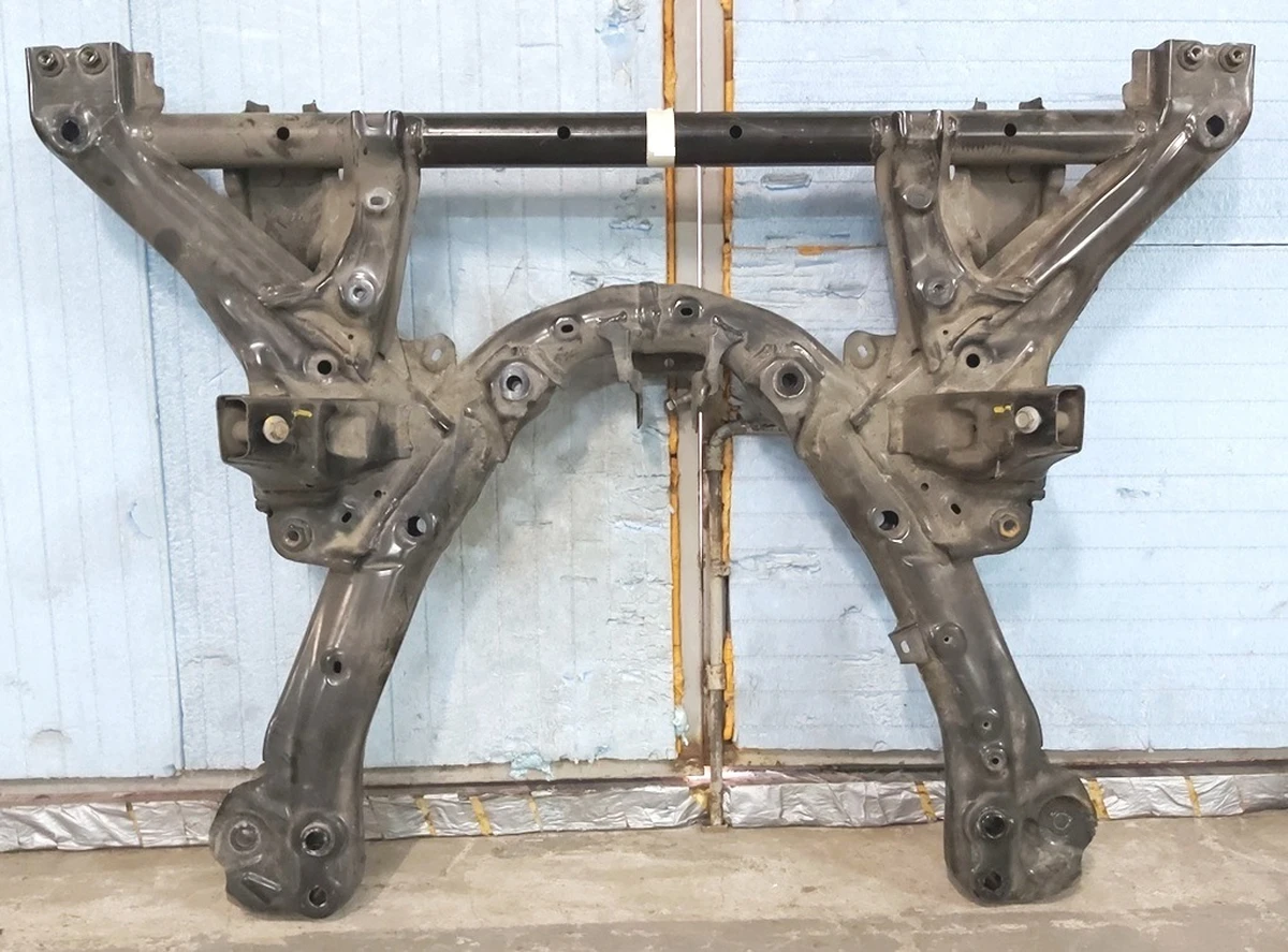 1 Підрамник передній Tesla model 3 1044521-00-N