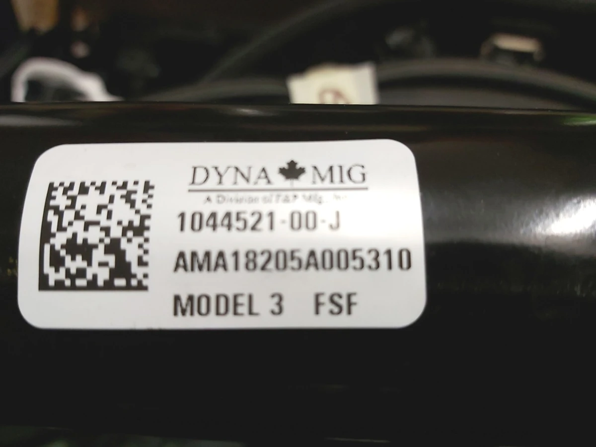 1 Підрамник передній Tesla model 3 1044521-00-N