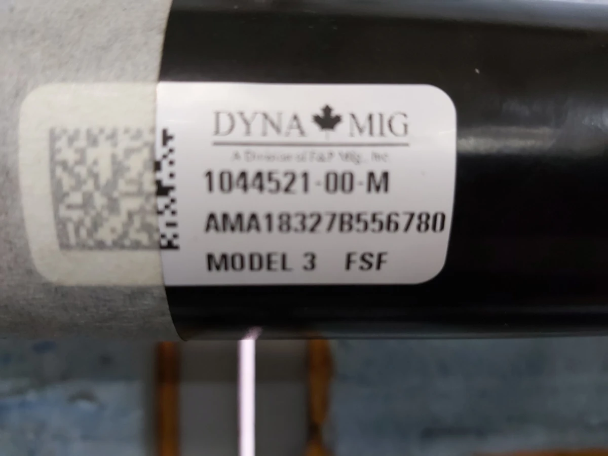 1 Подрамник передний Tesla model 3 1044521-00-N