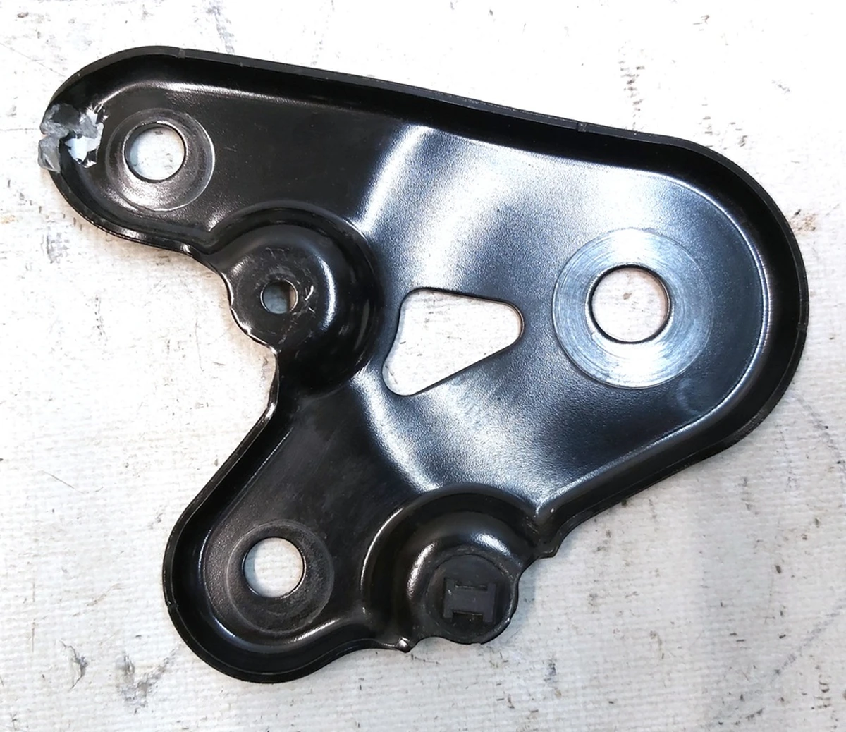 2 Пластина заднего подрамника правая Tesla Model 3, Model Y 1044576-00-B