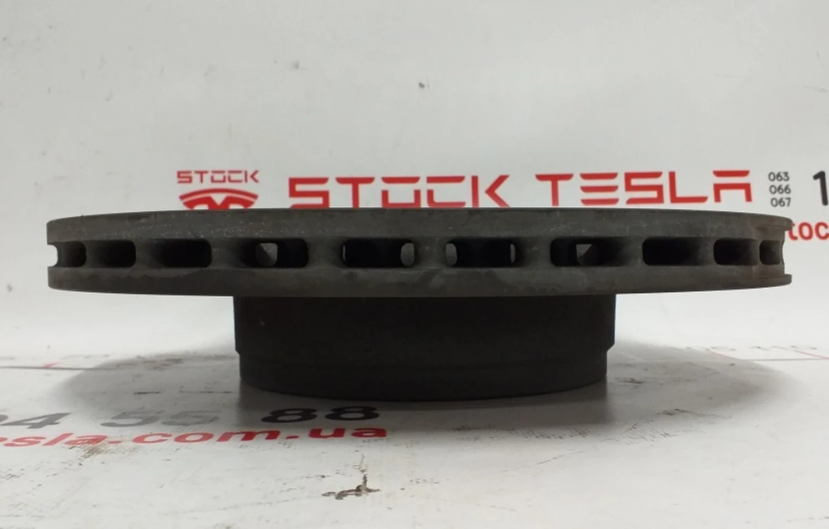1 Диск гальмівний передній BASE CAST IRON Tesla model 3, model 3 Jan 2024 1044611-00-D