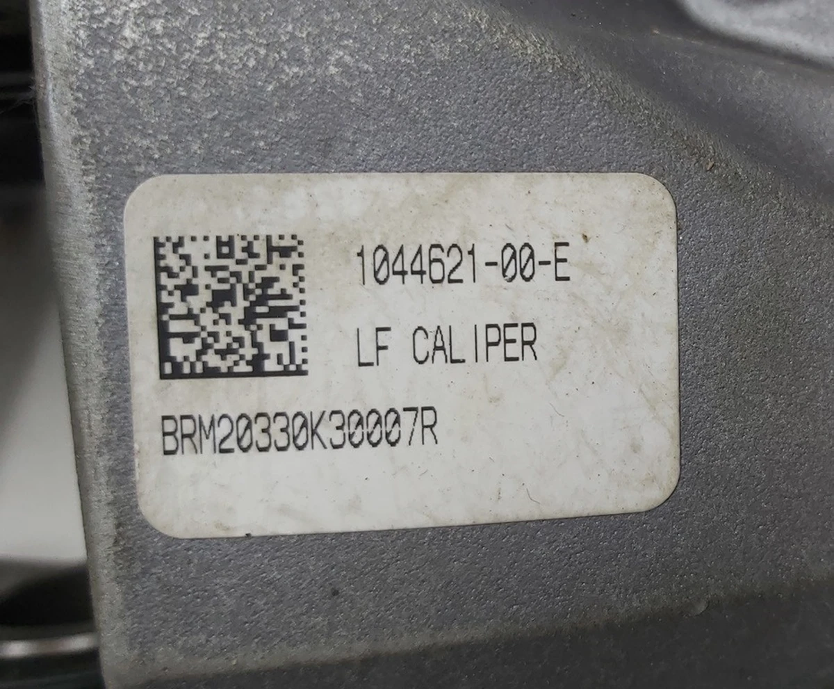 5 Супорт гальмівний передній лівий BASE BREMBO без колодок Tesla Model 3 1044621-00-E