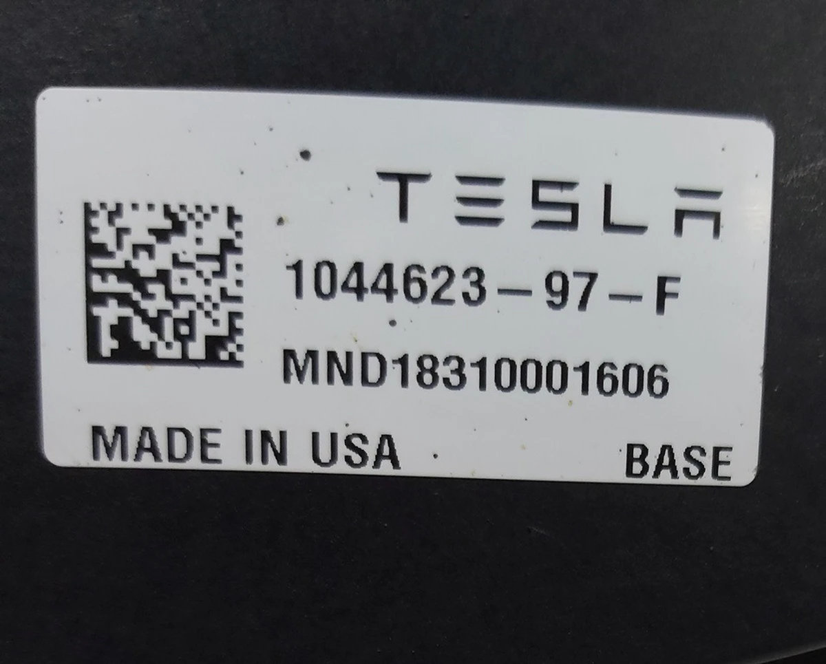 5 Супорт гальмівний задній лівий MANDO без гальмівних колодок Tesla model 3 1044623-00-H