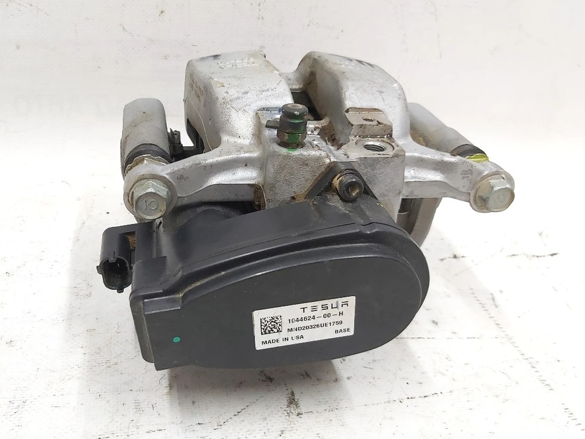 5 Супорт гальмівний задній правий MANDO Tesla model 3 1044624-00-H