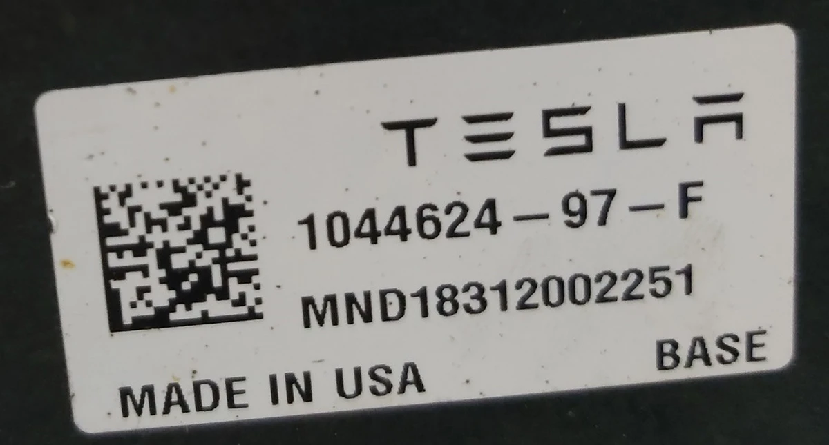 Супорт гальмівний задній правий MANDO Tesla model 3 1044624-00-H