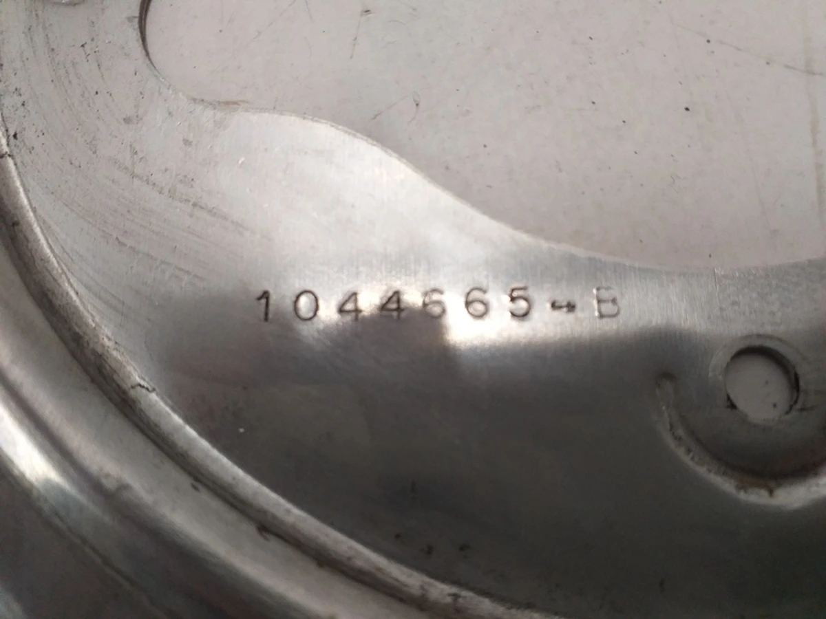 2 Термокожух гальмівного диска заднього лівого Tesla Model 3, Model Y 1044665-00-C