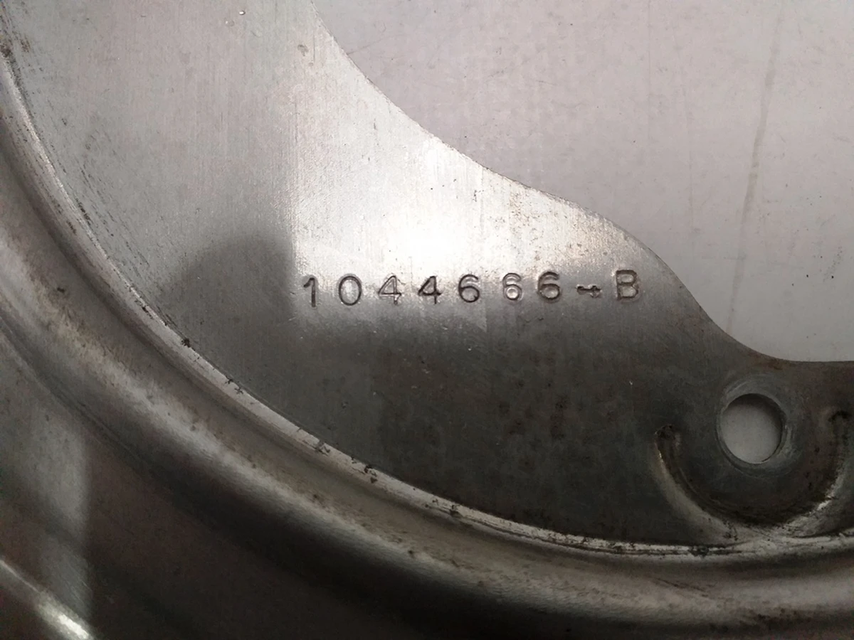 2 Термокожух тормозного диска заднего правого Tesla model 3 1044666-00-C