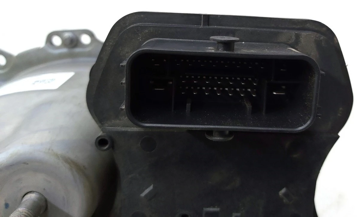 1 Electromechanical brake booster BOOSTER Tesla model 3 1044671-99-F