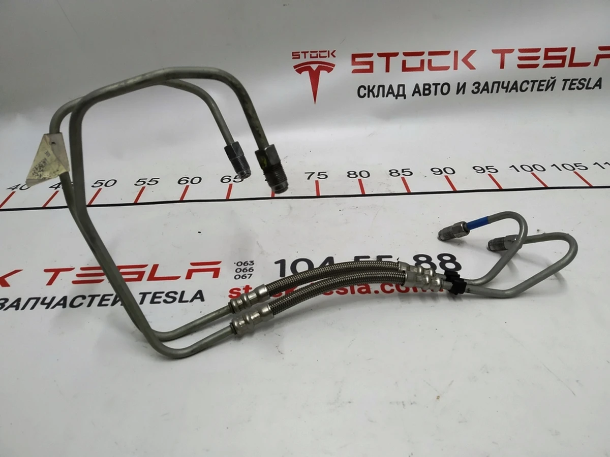 5 Гальмівна здвоєна трубка (від головного циліндра до гідравлічного блоку управління) Tesla model 3 1044711-00-D