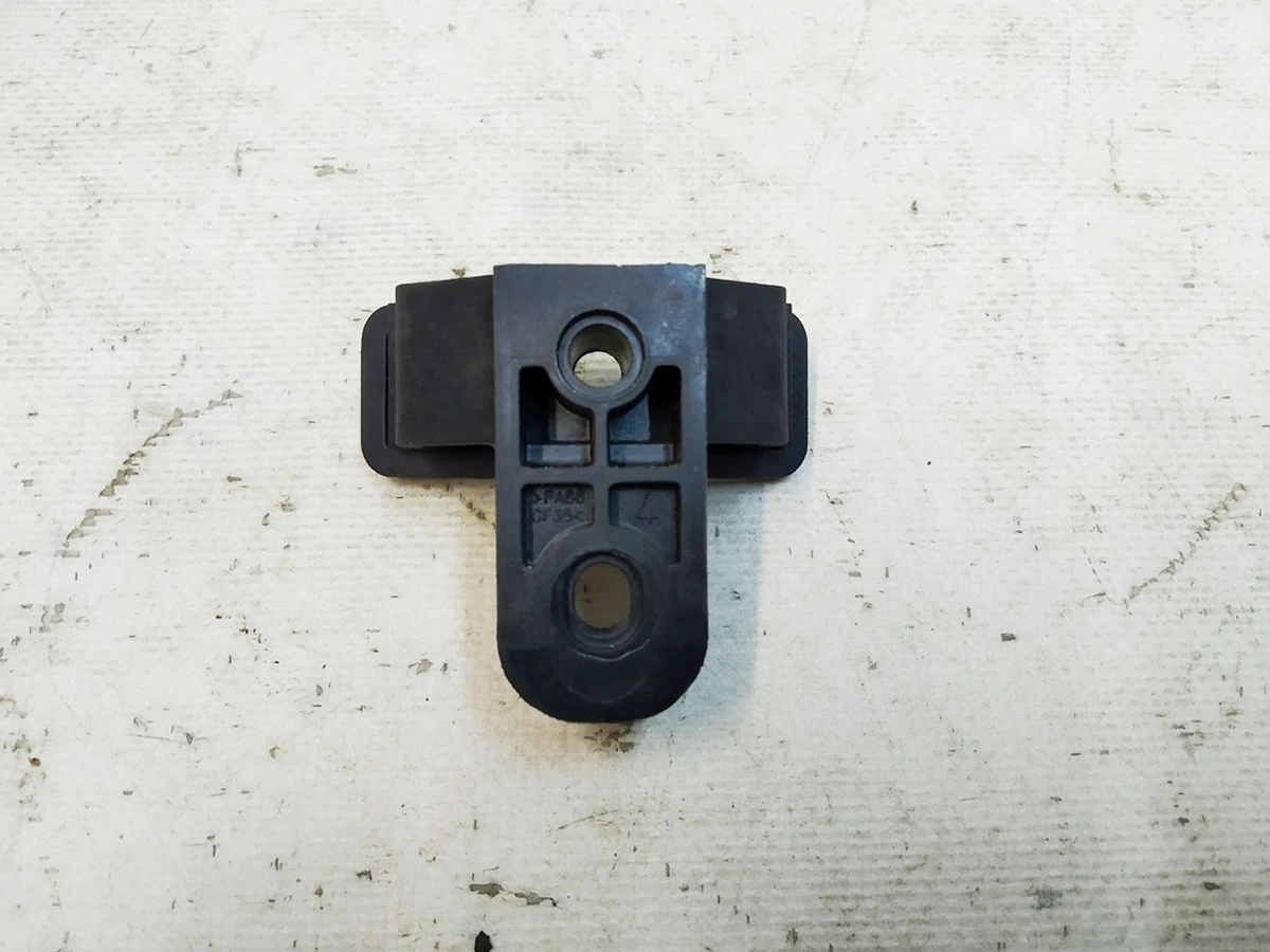 Кронштейн тормозных трубок левого порога Tesla Model 3, Model 3 Jan 2024, Model Y 1044718-00-C