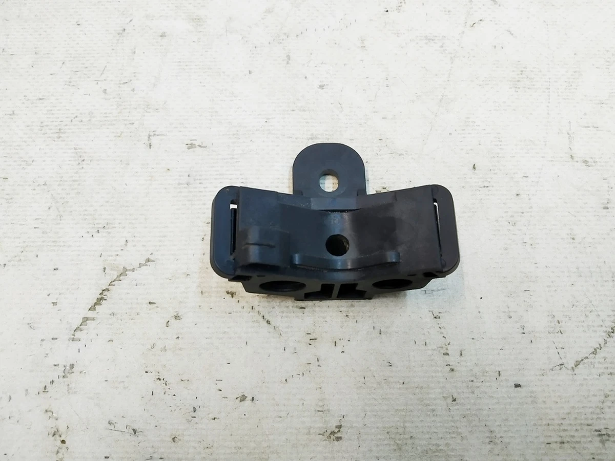 Кронштейн тормозных трубок левого порога Tesla Model 3, Model 3 Jan 2024, Model Y 1044718-00-C