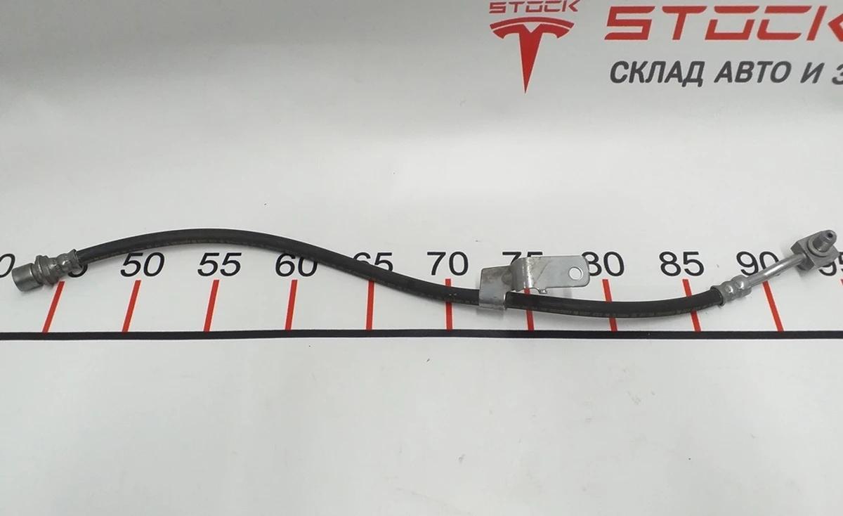 2 FR BRAKE HOSE, RH Tesla model 3 1044722-00-D
